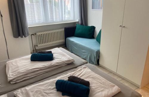 Holte-Spangen Apartment | CUXSchwärmer - Große Ferienwohnung für Familien und Freunde, bis 6 Personen, mit WLAN und privatem Parkplatz, 3 Schlafzimmern, 2 Bädern, nah am Nordseestrand und Wernerwald