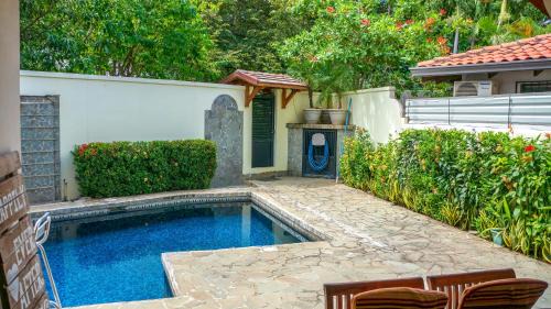 Playa Langosta Villa | CW2 Casa Wasabi 2bed+1bath