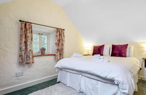 Dinas Cross House | Cwm Bach
