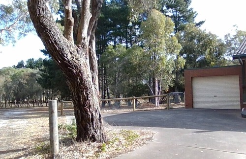 Drysdale House | Cwm Fferm Country Bungalow is perfectly situated central Bellarine Peninsula VIC