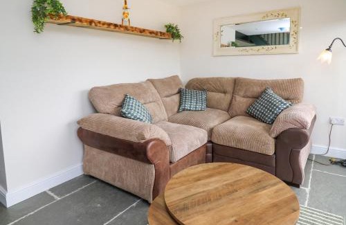 Builth Wells House | Cwmfadog
