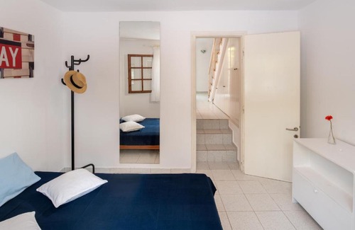 Sane Villa | Cyan Villa Elena