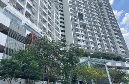 Cyberjaya Apartment | Cybersquare Lakeview with Netflix and Disney Hotstar
