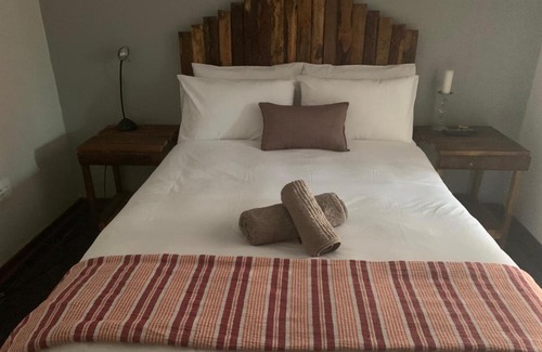 Umtata Bed & Breakfast | Cycad Stay