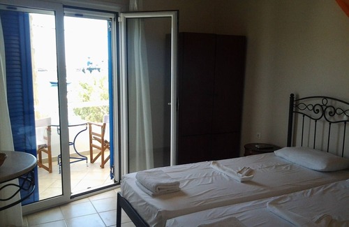 Livadi Hotel | Cyclades Hotel Serifos