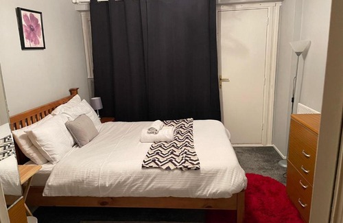 Central Aberdeen Apartment | CyCy Apartment