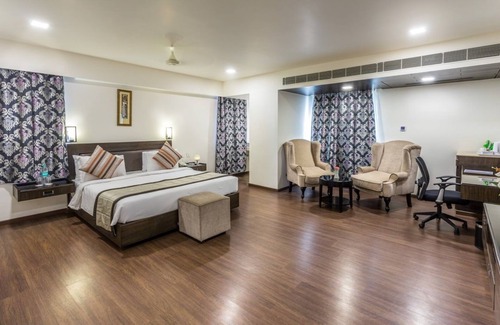 Visakhapatnam Hotel | Cygnett Inn Ramachandra, Vizag