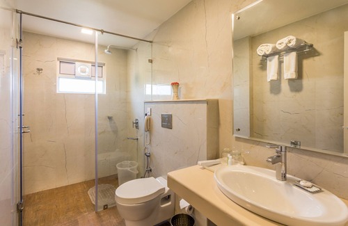 Visakhapatnam Hotel | Cygnett Inn Ramachandra, Vizag