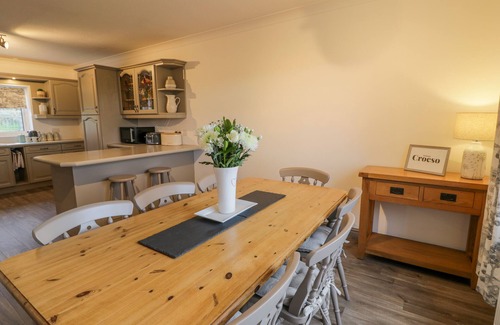 Rhosybol Cottage | CYNEFIN, pet friendly, with a garden in Dulas