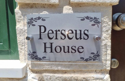 Polis House | Cyprus Townhouse/Pool/Patio/Aircon/Free Parking