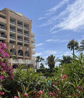 Cannes La Bocca Apartment | Cyrnos