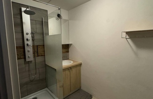 Nevers Bed & Breakfast | Cytises blue room