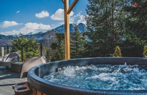 Koscielisko Ski Chalet | Czarne Wierchy jacuzzi - Luxury Chalets Kościelisko