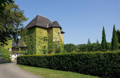 Chambery Apartment | Dégustations de Vin ! Chateau, Piscine sur place