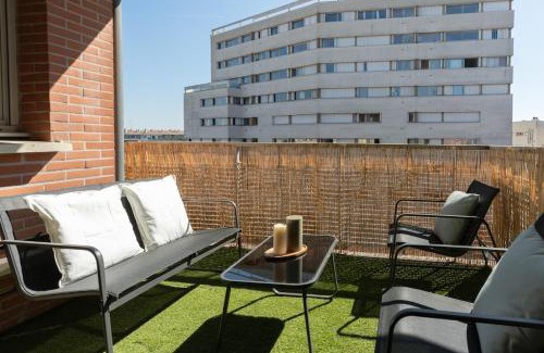 Fontaine-Bayonne-Cartoucherie Apartment | Délicieuse Parenthèse - Clim - Terrasse - Parking