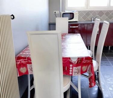 Saint-Die Apartment | Détente et Confort à Saint-Dié-des-Vosges
