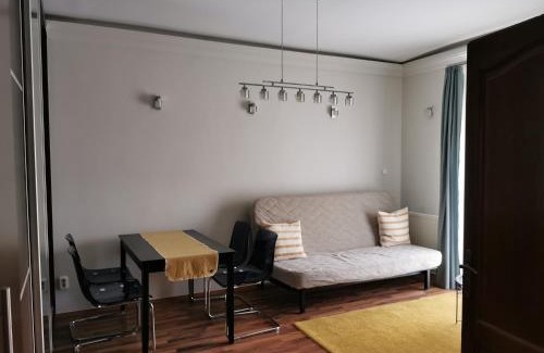 Dunaujvaros Apartment | Dózsa 64