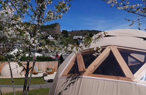 Jassat Cabin | Dôme Géodésique - Cocooning "pour une Nuit Presque à la Belle Étoile"