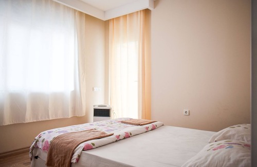 Sarsu Mahallesi Apartment | D-4. Mountain and Pool View, Free WiFi, Spacious