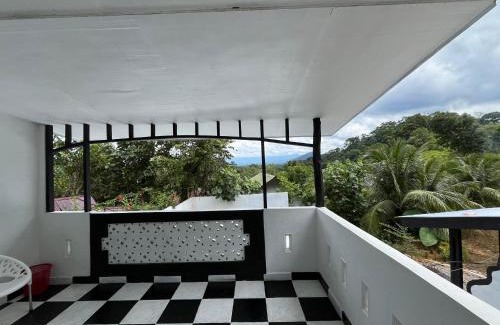 Bukit Lawang House | D'CELVIN LODGES Bukit Lawang