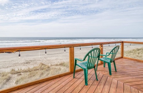 Rockaway Beach House | D & D Ocean Retreat