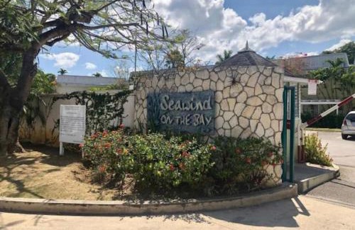 Montego Bay Apartment | D'escape at Seawind on the Bay