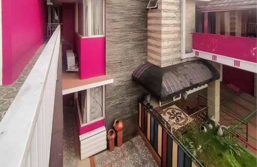 Cijayanti Hotel | d'H Mansion La Rosa Syariah Sentul Mitra RedDoorz