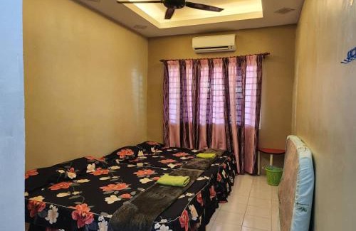 Banting House | D'Haja 56 KLIA SEPANG with 3 AIRCONDS & FREE Wi-Fi