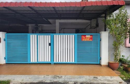 Banting House | D'Haja 6 KLIA Sepang with 3 AC & FREE Wi-Fi