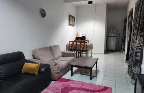Banting House | D'Haja 6 KLIA Sepang with 3 AC & FREE Wi-Fi