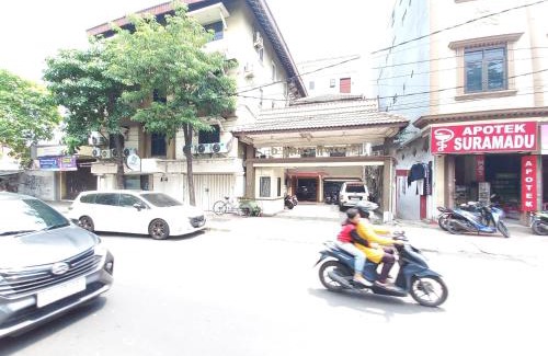 Ampel Hotel | D Hans Hotel Syariah RedPartner near Wisata Religi Sunan Ampel Surabaya