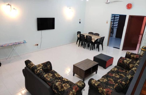 Telok Mas House | D'home 39 homestay