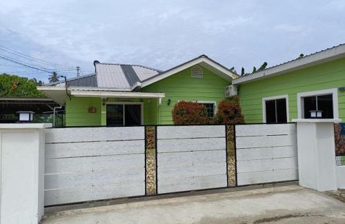 Kampung Batu Manikar House | D'Homestay Merinding Trail WP Labuan