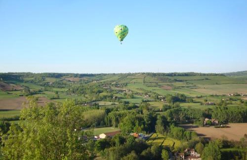 Cordes-sur-Ciel Bed & Breakfast | D'Ici et D'Ailleurs