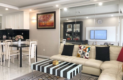 Quang An Apartment | D'Le Roi Soleil Apartment & Suites Hanoi - 5 Minutes to Westlake
