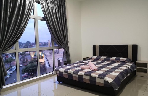 Daerah Kulai House | D' Putra Suites & Homestay @ Near Senai International Airport / Johor Premium Outlet (JPO) / AEON Mall
