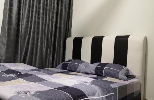 Daerah Kulai House | D' Putra Suites & Homestay @ Near Senai International Airport / Johor Premium Outlet (JPO) / AEON Mall