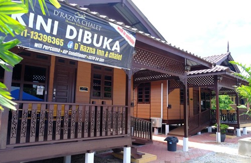 Kampung Ulu Takir Resort | D'Razna Chalet Pantai Seberang Takir