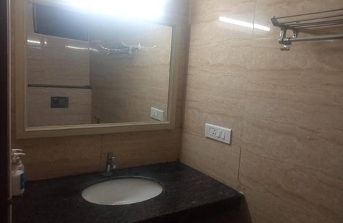 Kelambakkam Hotel | D Square Omr