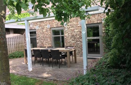 Leut House | d'Uyterwaerde