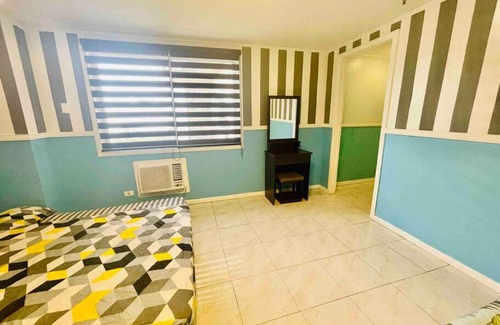 South Triangle Apartment | D1 of 2: 69-Sqm 1-Bedroom Condo