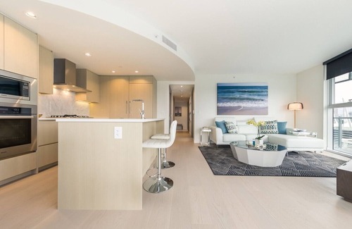 Central Condo | D14 - 2 Bedroom in Yaletown