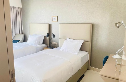 Business Bay Apartment | D3001 Paramount hotel residence 5 star luxury 2bedroom close to Burj Khalifa and Dubai mall