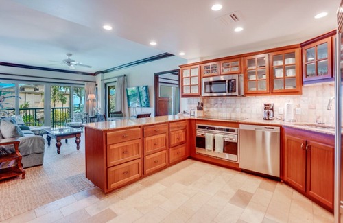 Wailua Condo | D304 - 2 King Beds, Ocean Views, AC, Resort Amenities in Kapaa! Modern & Clean!