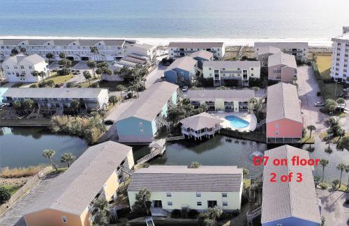 Pensacola Beach Apartment | D7 Villas on the Gulf