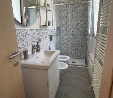 Rezzago Apartment | Da Antonella alla fontana