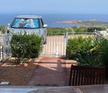 Paduledda Apartment | Da Marta Appartamento VISTA MARE MOZZAFIATO ISOLA ROSSA
