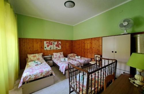 San Giovanni Suergiu House | Da "Zia Giovanna"