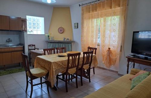 San Giovanni Suergiu House | Da "Zia Giovanna"