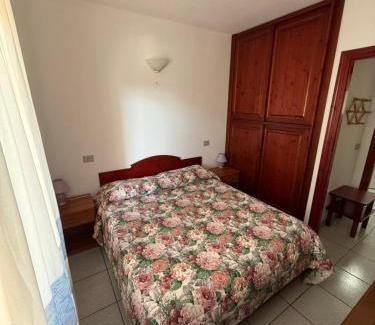 Sos Alinos Apartment | Da zio salvo, esclusivo appartamento con veranda, a due passi dal mare!